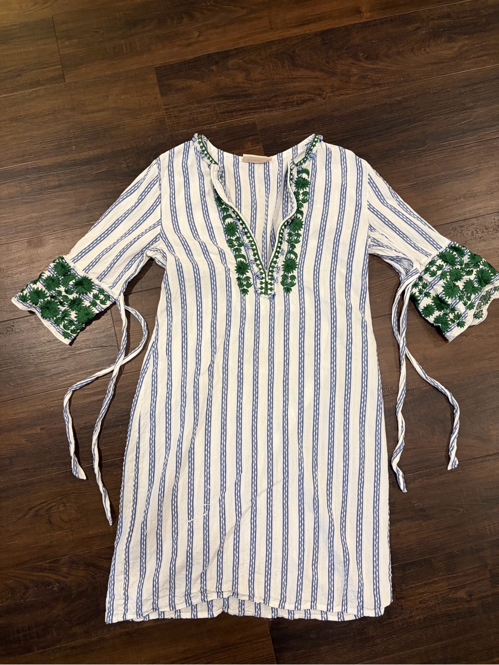 Rungolee Women’s Small Blue White Striped Embroidered Dress